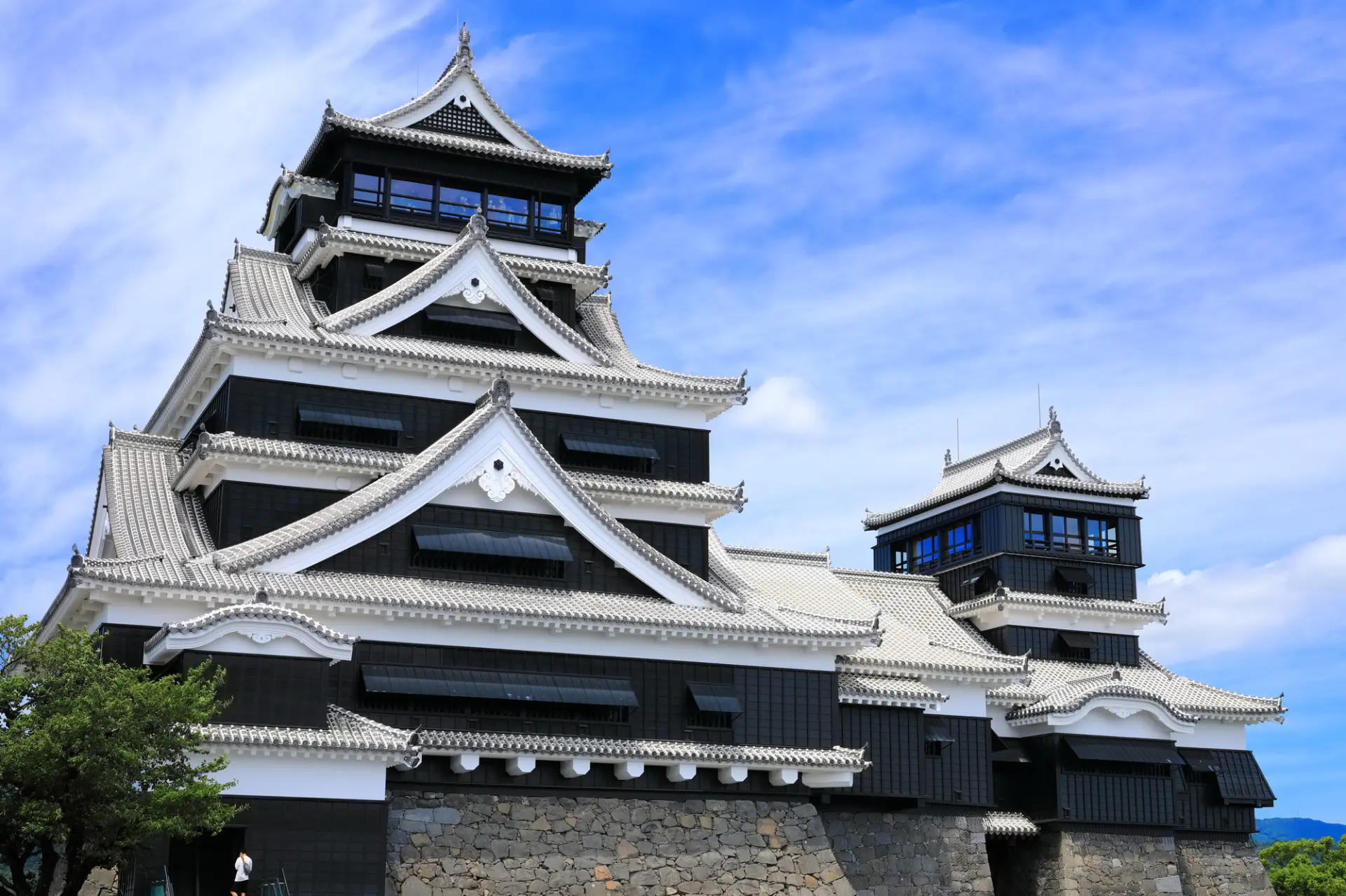 外壁塗装の今と昔🏠🛖